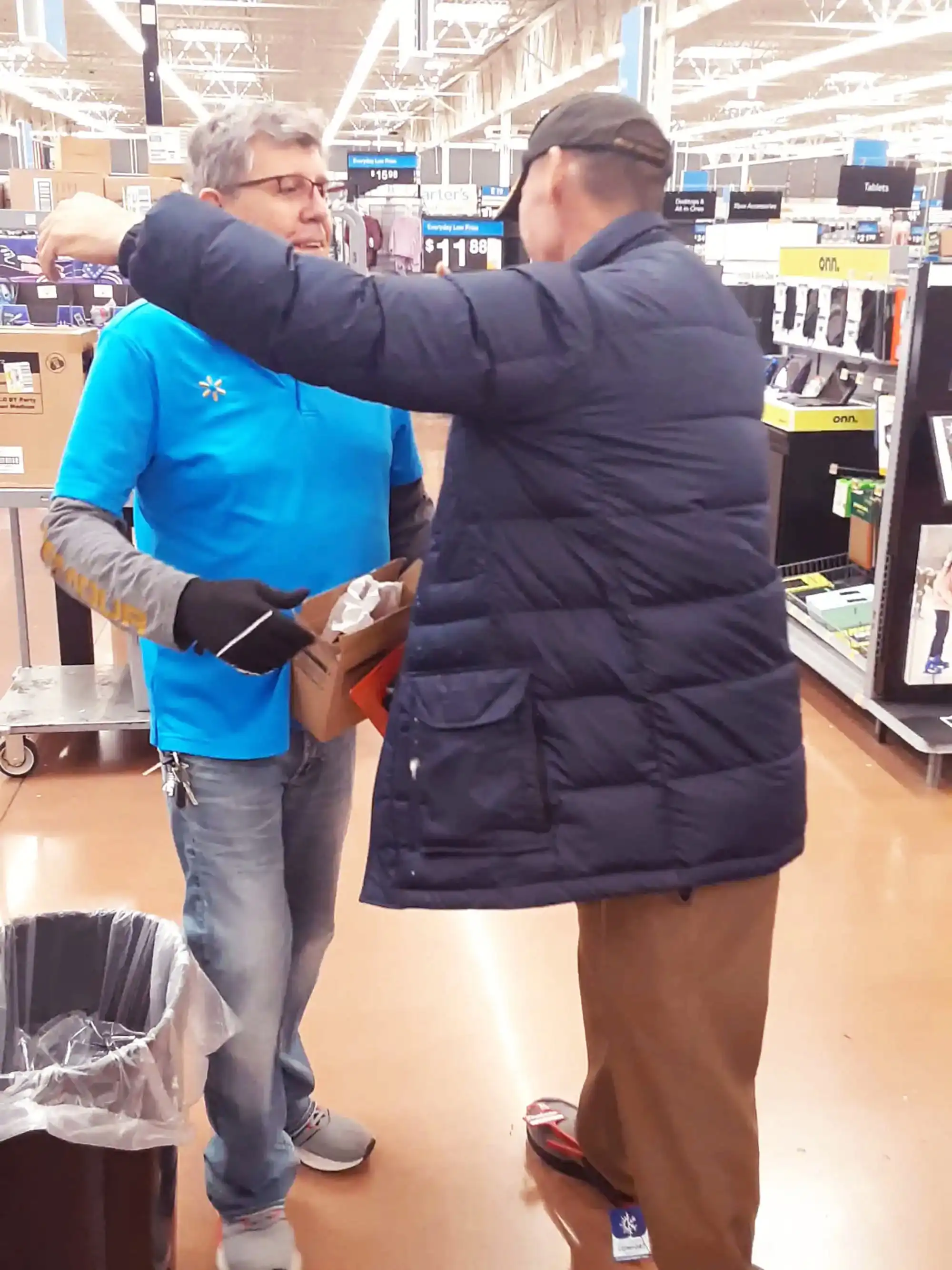 Throughout Walmart's across the Nation, book tour 2019, author David Haave shares in the encouragment for all the kids of employess to read and write for their future successes. -- David Haave